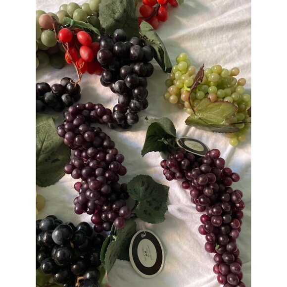 Artificial Grapevine Clusters With Leaves - Mixed Colors & Sizes - Home Decor Cr - Picture 7 of 16